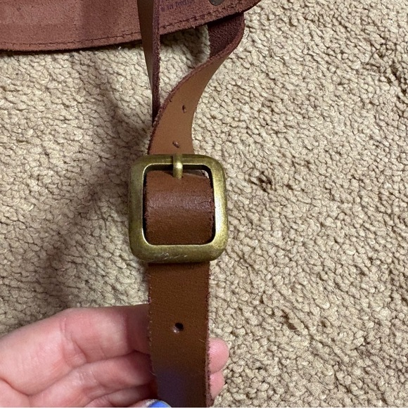 Pendleton Unisex Premium Small Leather Carrier Brown for Blankets Made in India - Picture 9 of 11